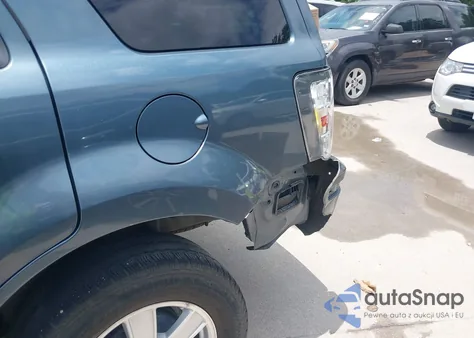 2010 Mercury Mariner from USA, damaged, VIN 4M2CN8B79AKJ14912